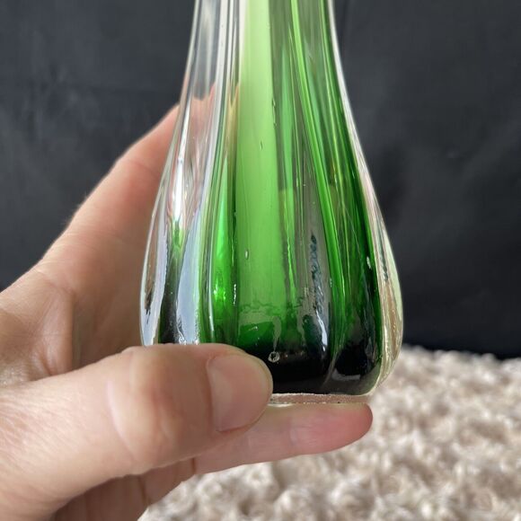 Vintage Swung Glass Finger Vase Clear White Green Ribbed 9” Handblown - Picture 8 of 8
